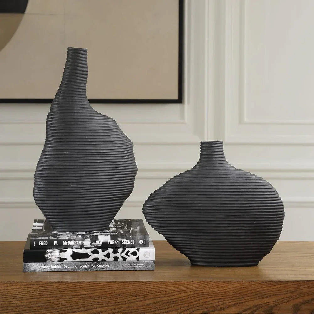 Ensemble de récipients Teraform noirs